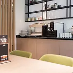 Executive Residency By Western Amsterdam Airport