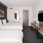 Executive Residency By Western Amsterdam Airport 4*