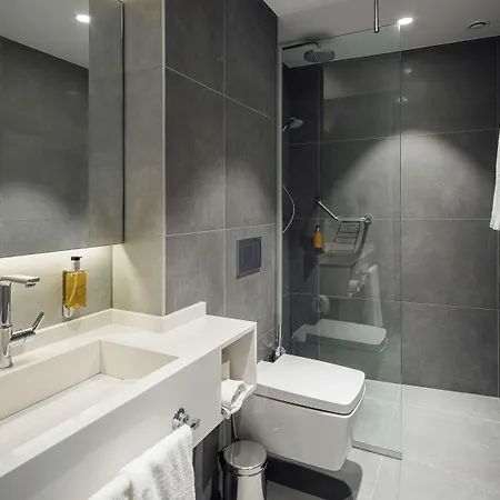 Executive Residency By Western Amsterdam Airport