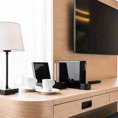 Executive Residency By Western Amsterdam Airport