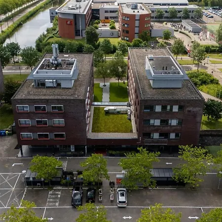 Executive Residency By Western Amsterdam Airport