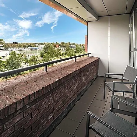 Executive Residency By Western Amsterdam Airport 4*