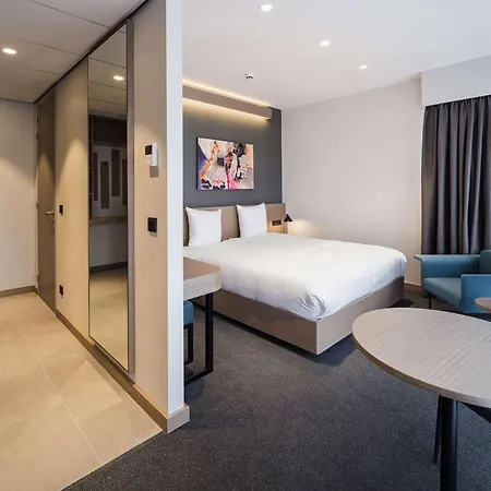 Executive Residency By Western Amsterdam Airport