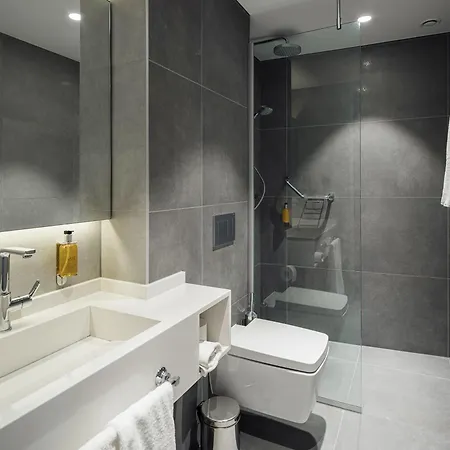 Executive Residency By Western Amsterdam Airport 호텔