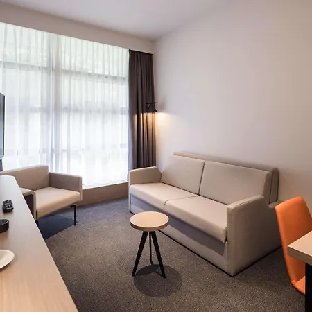 Executive Residency By Western Amsterdam Airport ホテル ﾎｰﾌﾄﾞﾛｰﾌﾟ