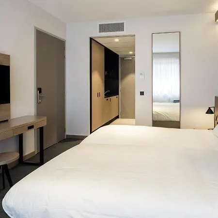 Executive Residency By Western Amsterdam Airport Hotel 4*