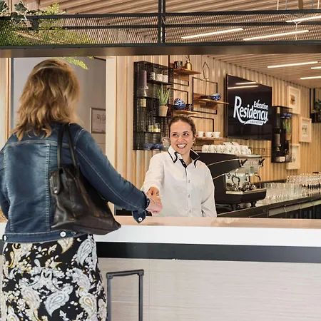 Executive Residency By Western Amsterdam Airport