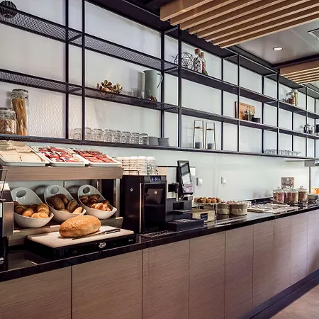 Executive Residency By Western Amsterdam Airport Hotel