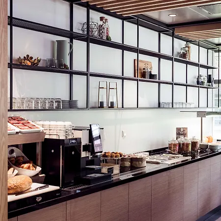 Executive Residency By Western Amsterdam Airport 4*