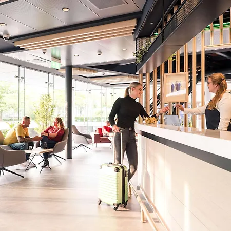 Executive Residency By Western Amsterdam Airport Hotel